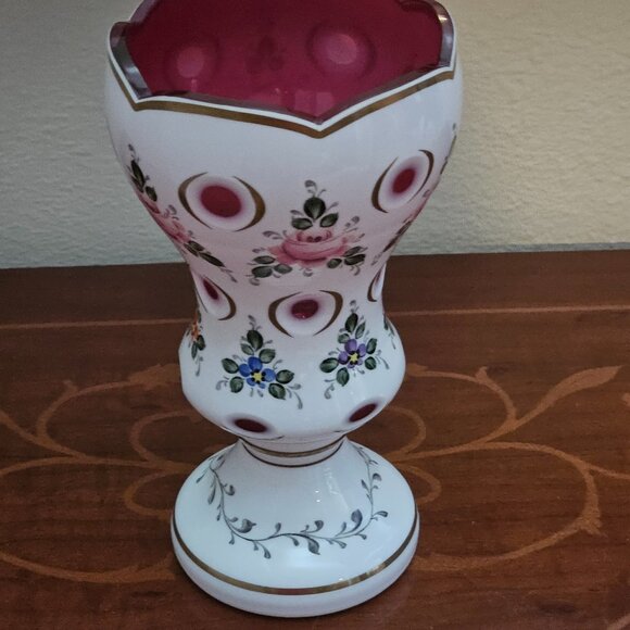 ANTIQUE VINTAGE BOHEMIAN CZECH MOSER FLOWER HAND PAINTED CUT TO CLEAR GLASS VASE